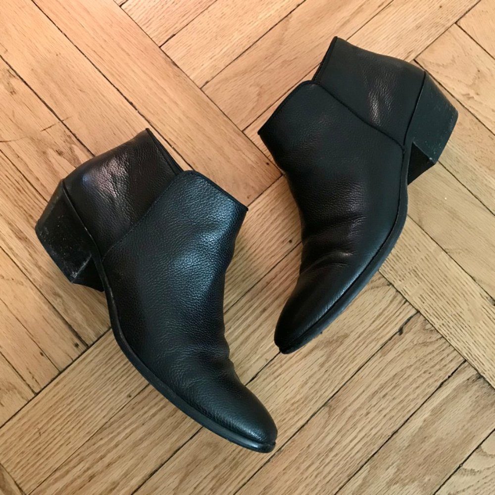 Sam Edelman Petty Black Pebbled Leather Ankle Boot